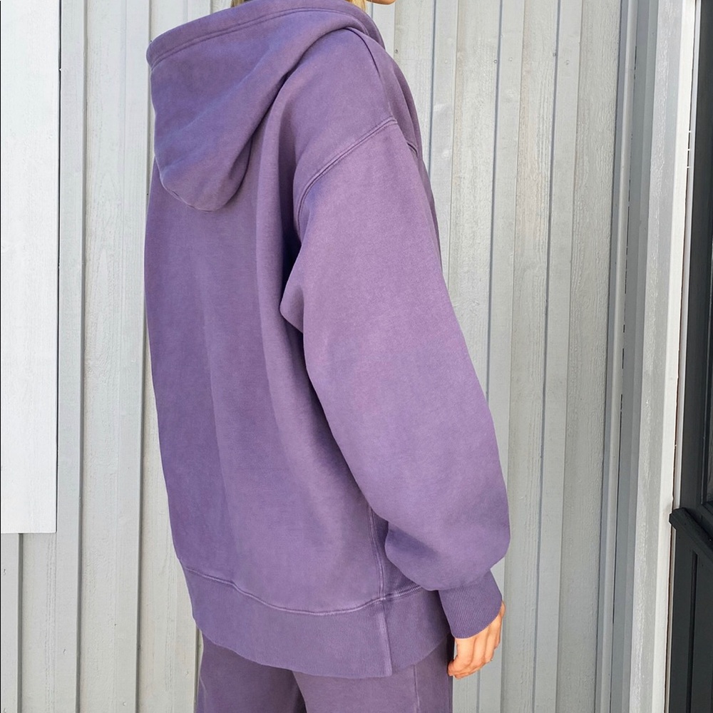 ARITZIA BOYFRIEND HOODIE